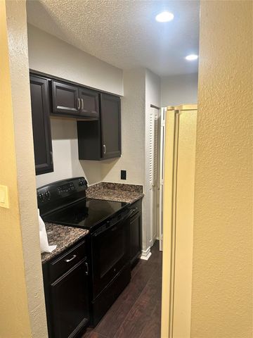 3662 Ocee Street, Houston, TX 77063