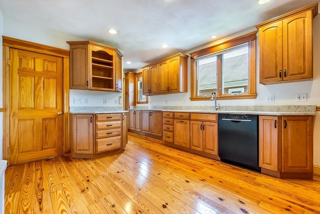 38-40 Cherry St, Medford, MA 02155