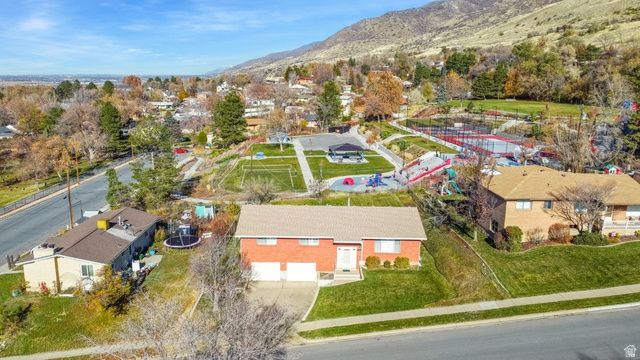 725 E 600 S, Centerville, UT 84014