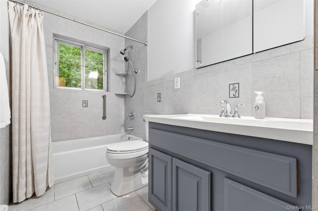 223 Newport Avenue, Tappan, NY 10983
