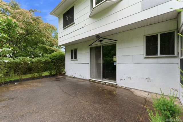 223 Newport Avenue, Tappan, NY 10983