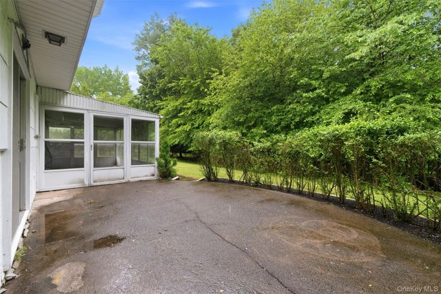 223 Newport Avenue, Tappan, NY 10983