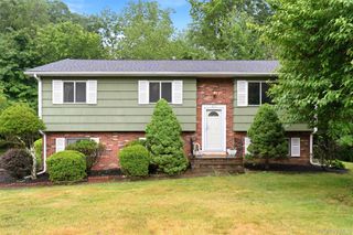 223 Newport Avenue, Tappan, NY 10983