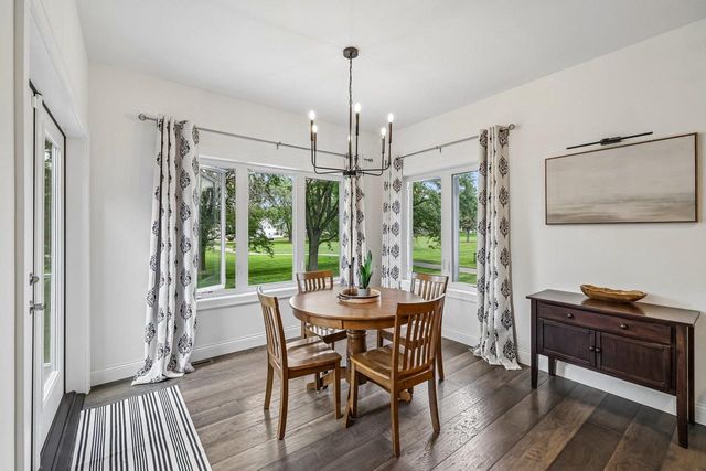 4538 E Oak Lane, Windsor, WI 53598