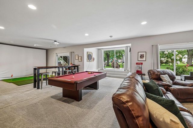 4538 E Oak Lane, Windsor, WI 53598