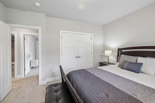 4538 E Oak Lane, Windsor, WI 53598