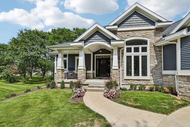 4538 E Oak Lane, Windsor, WI 53598
