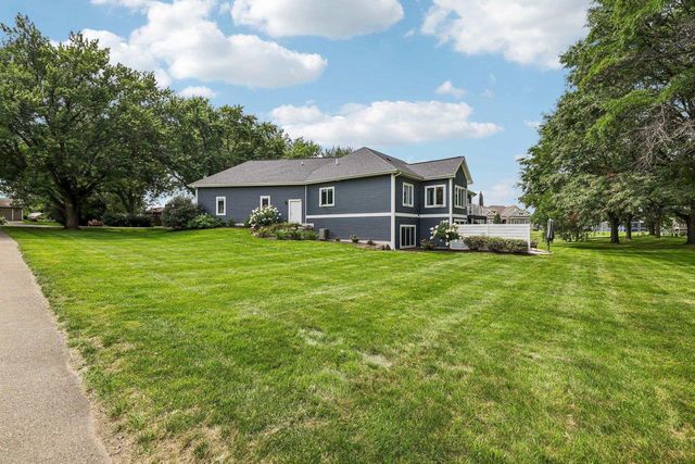 4538 E Oak Lane, Windsor, WI 53598