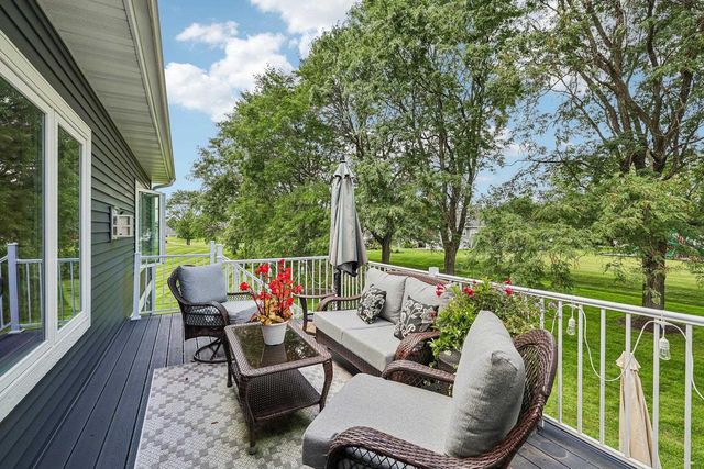 4538 E Oak Lane, Windsor, WI 53598