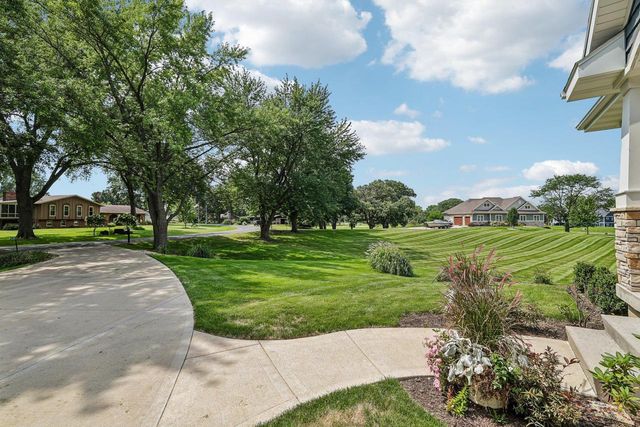 4538 E Oak Lane, Windsor, WI 53598