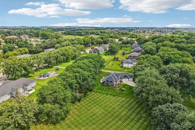 4538 E Oak Lane, Windsor, WI 53598