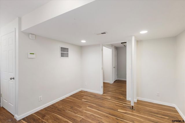 3506 Lynnwood Drive, Bellevue, NE 68123