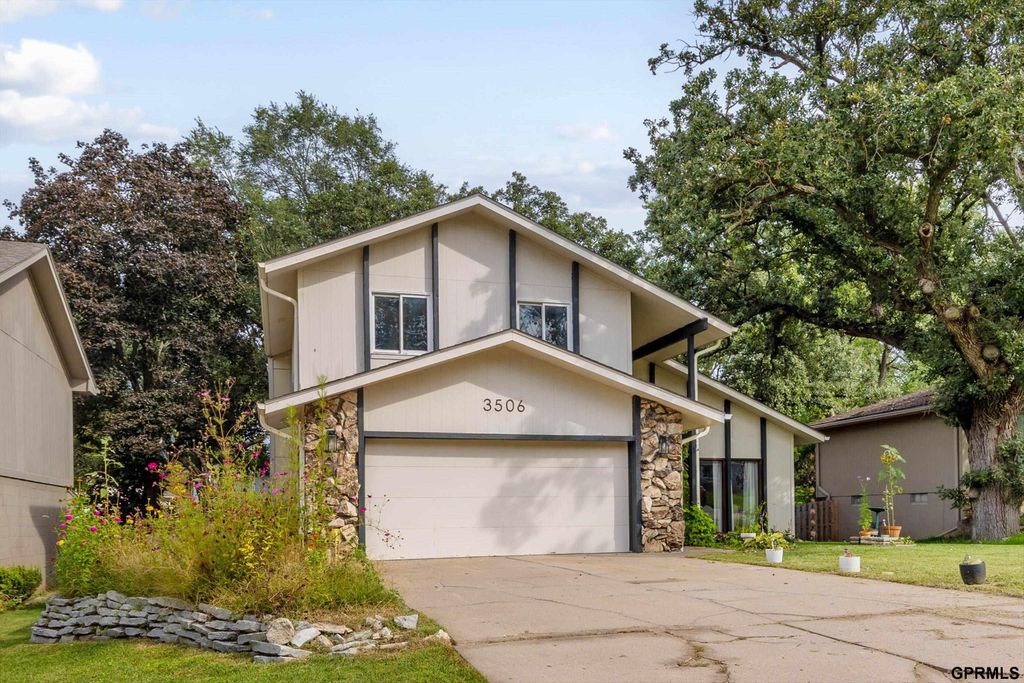 3506 Lynnwood Drive, Bellevue, NE 68123