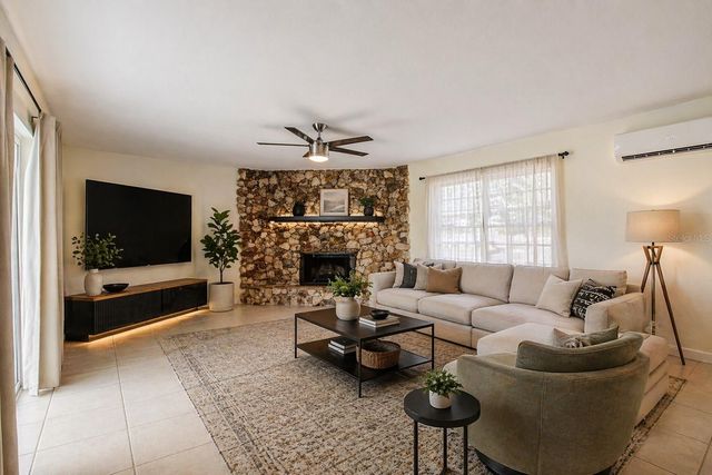 4149 MONTROSE COURT, Orlando, FL 32812