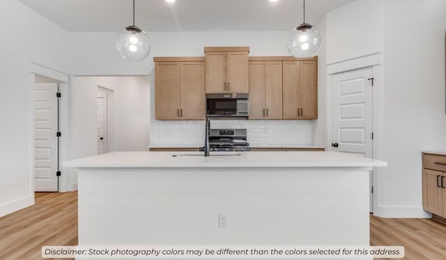 814 Barolo Street, Tontitown, AR 72762