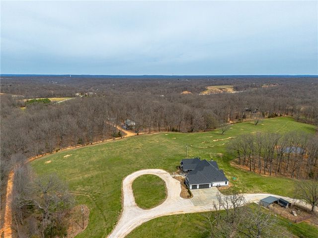 12189 bedrock lane, Bentonville, AR 72712