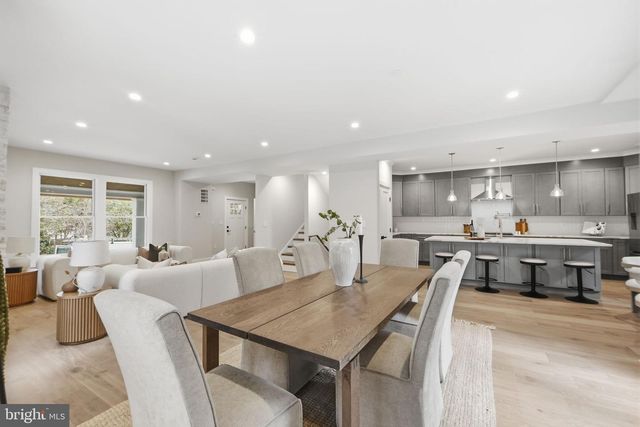 3740 KANAWHA ST NW, Washington, DC 20015