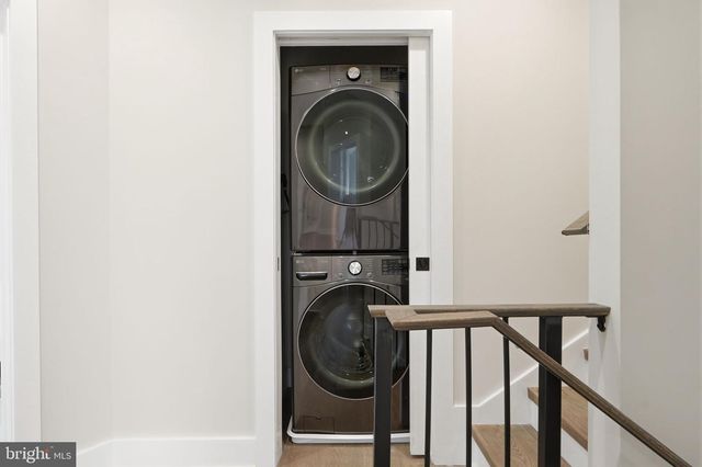 3740 KANAWHA ST NW, Washington, DC 20015