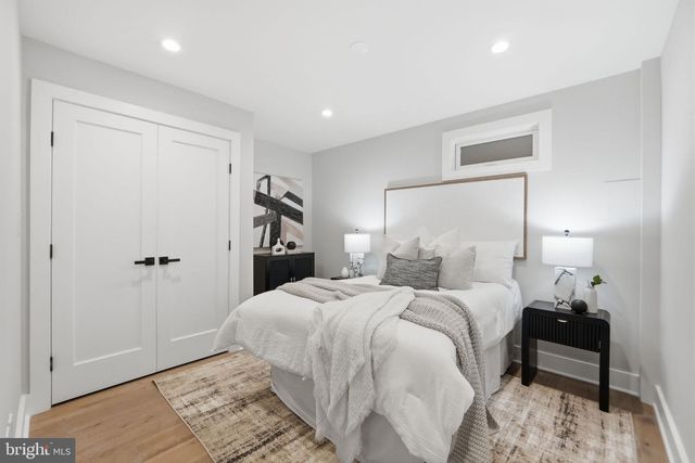 3740 KANAWHA ST NW, Washington, DC 20015