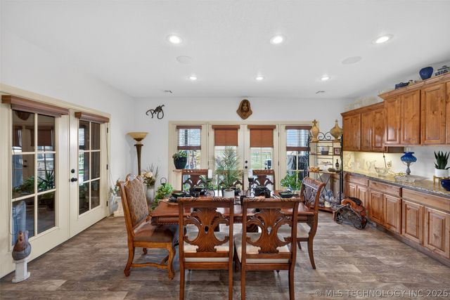 3284 Old Hwy 20 E, Pryor, OK 74361