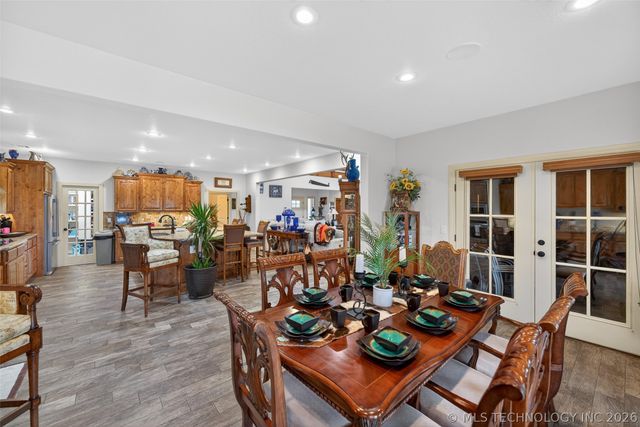 3284 Old Hwy 20 E, Pryor, OK 74361