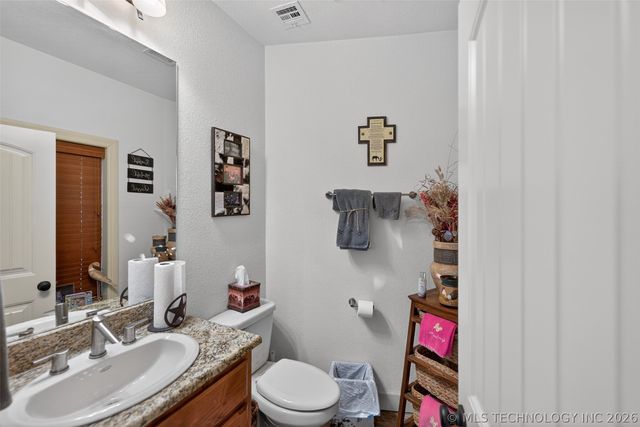 3284 Old Hwy 20 E, Pryor, OK 74361