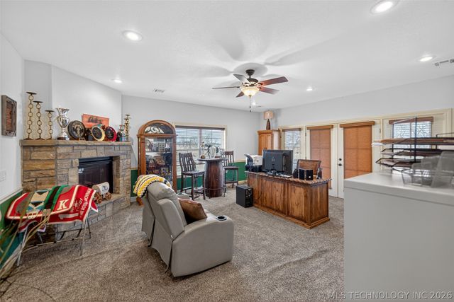 3284 Old Hwy 20 E, Pryor, OK 74361