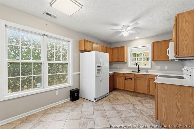 514 Northwoods Drive, Raeford, NC 28376