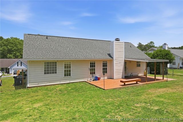 514 Northwoods Drive, Raeford, NC 28376