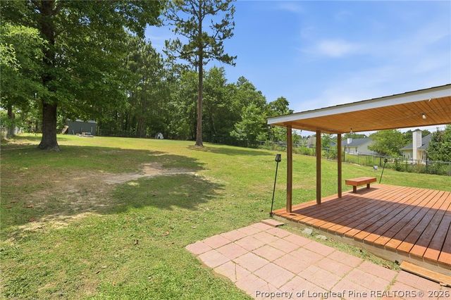 514 Northwoods Drive, Raeford, NC 28376