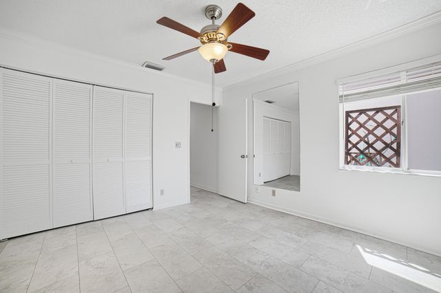 6070 SUNNY MANOR Court, Delray Beach, FL 33484