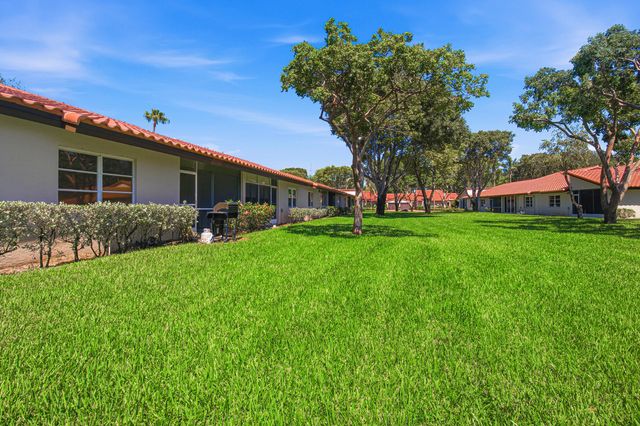 6070 SUNNY MANOR Court, Delray Beach, FL 33484