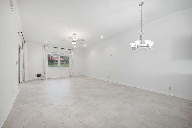 6070 SUNNY MANOR Court, Delray Beach, FL 33484