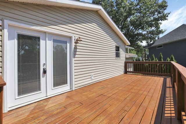 1176 Apple Valley Drive, Howard, OH 43028