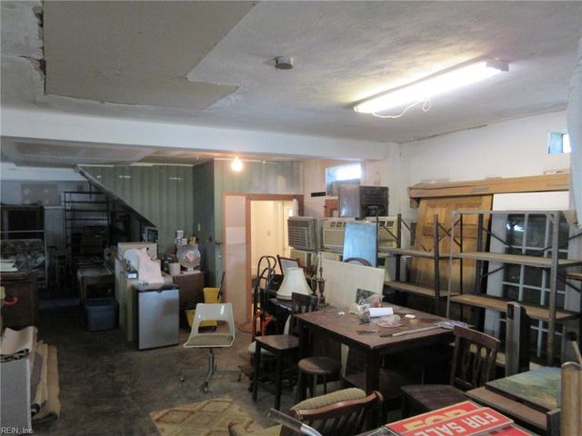 2538 W Pembroke AVE, Hampton, VA 23661