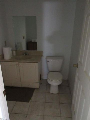2538 W Pembroke AVE, Hampton, VA 23661
