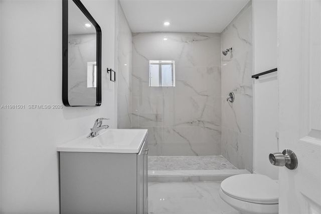 1601 NW 50th St, Miami, FL 33142