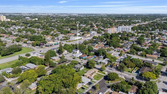 1601 NW 50th St, Miami, FL 33142