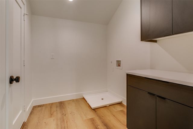 400 N Denver Street, Dallas, TX 75203