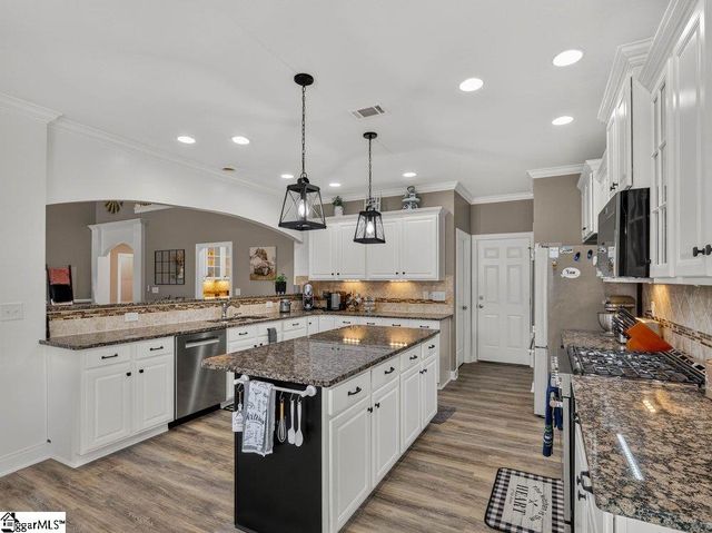 331 Leigh Creek Drive, Greenville, SC 29681