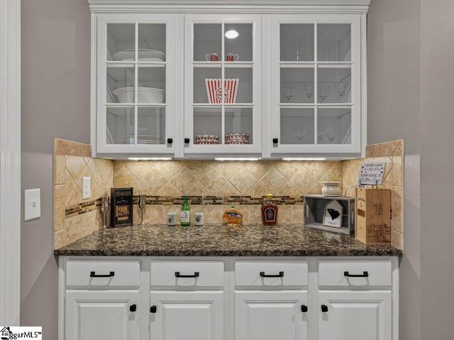 331 Leigh Creek Drive, Greenville, SC 29681