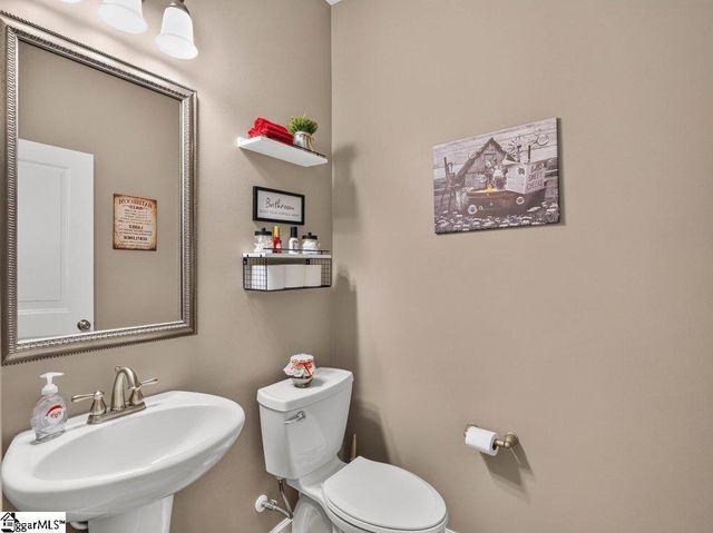 331 Leigh Creek Drive, Greenville, SC 29681