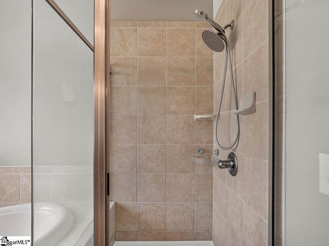 331 Leigh Creek Drive, Greenville, SC 29681