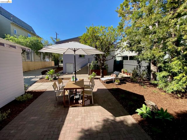 5264 Locksley Ave, Oakland, CA 94618