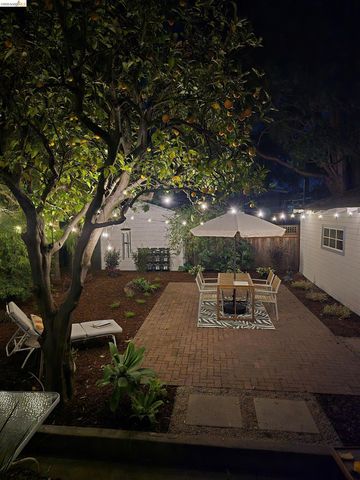 5264 Locksley Ave, Oakland, CA 94618