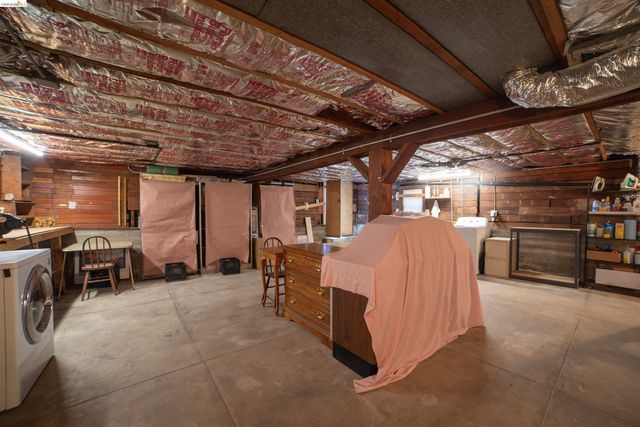 5264 Locksley Ave, Oakland, CA 94618