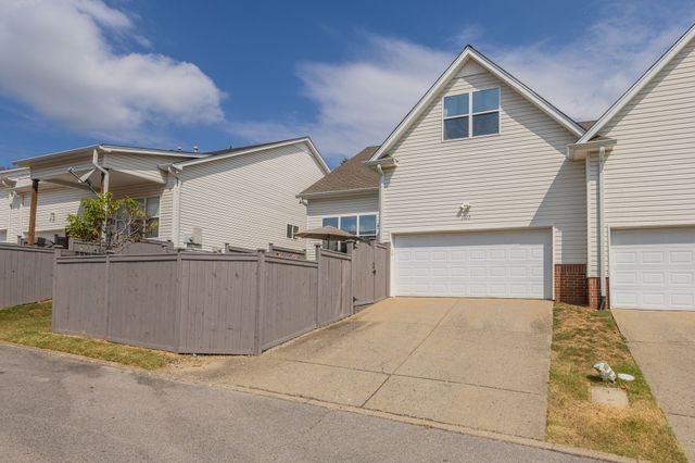 1317 Decatur Cir, Franklin, TN 37067