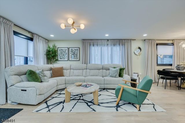 162 Brower Ave, Edison Twp., NJ 08837