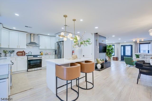 162 Brower Ave, Edison Twp., NJ 08837