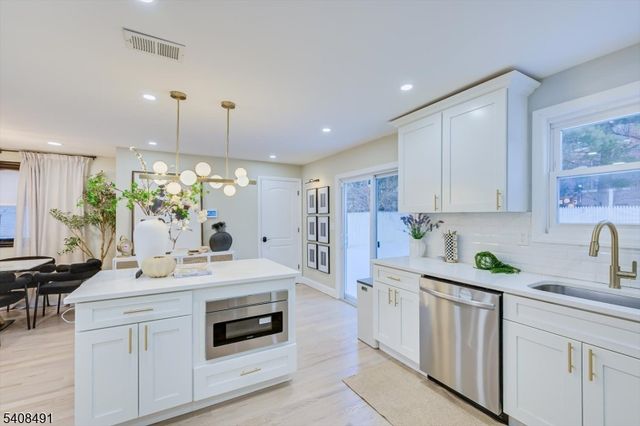 162 Brower Ave, Edison Twp., NJ 08837